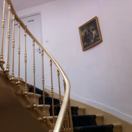 Hotel Saint Rémi